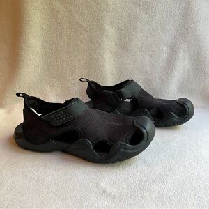 Crocs Swiftwater Mesh Deck Sandals Black Men's Size 9